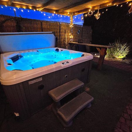 De Corner Van Zeeland Met Jacuzzi سينت انالاند المظهر الخارجي الصورة
