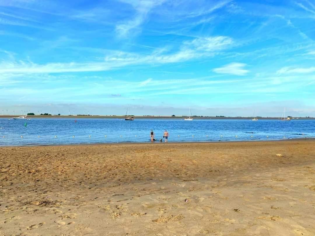 De Corner Van Zeeland Met Jacuzzi سينت انالاند المظهر الخارجي الصورة